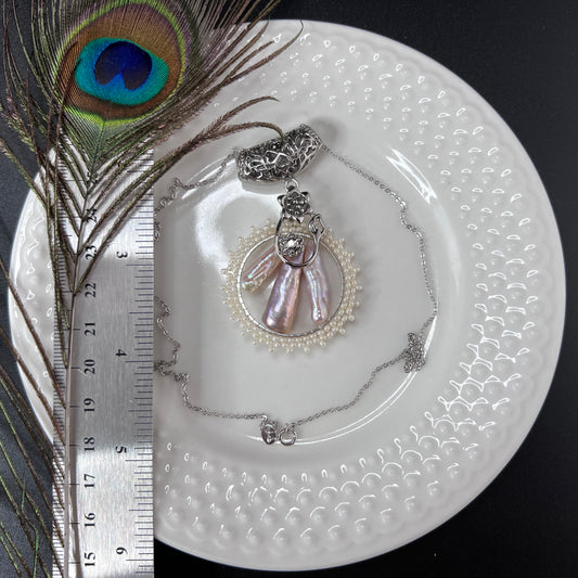 Victorian Style Bridal Triple Pearl Pendant