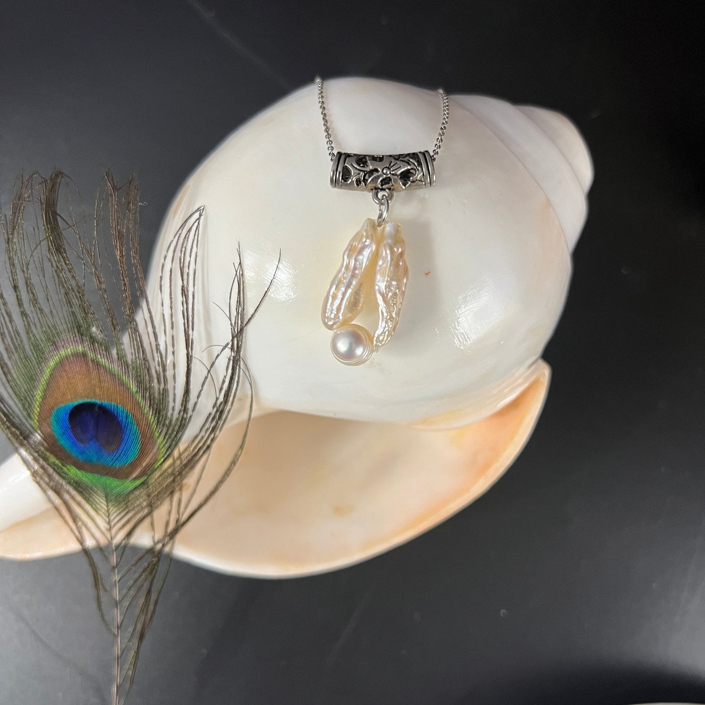 Duo Keshi Pearl Pendant