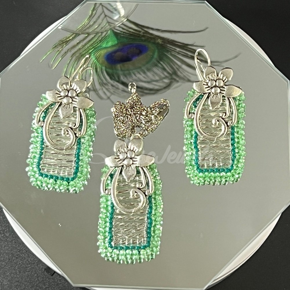 Rectangular Floral Earring and Pendant Set-QuiseJewels