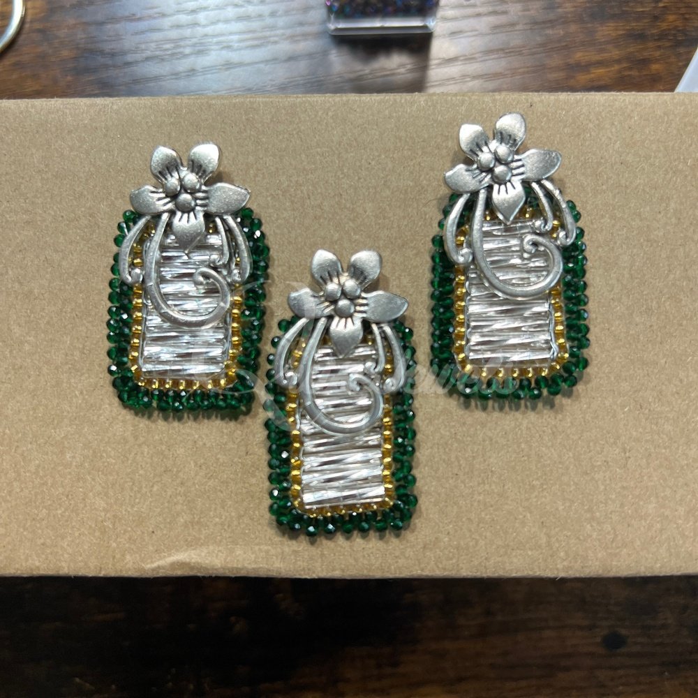 Rectangular Floral Earring and Pendant Set-QuiseJewels