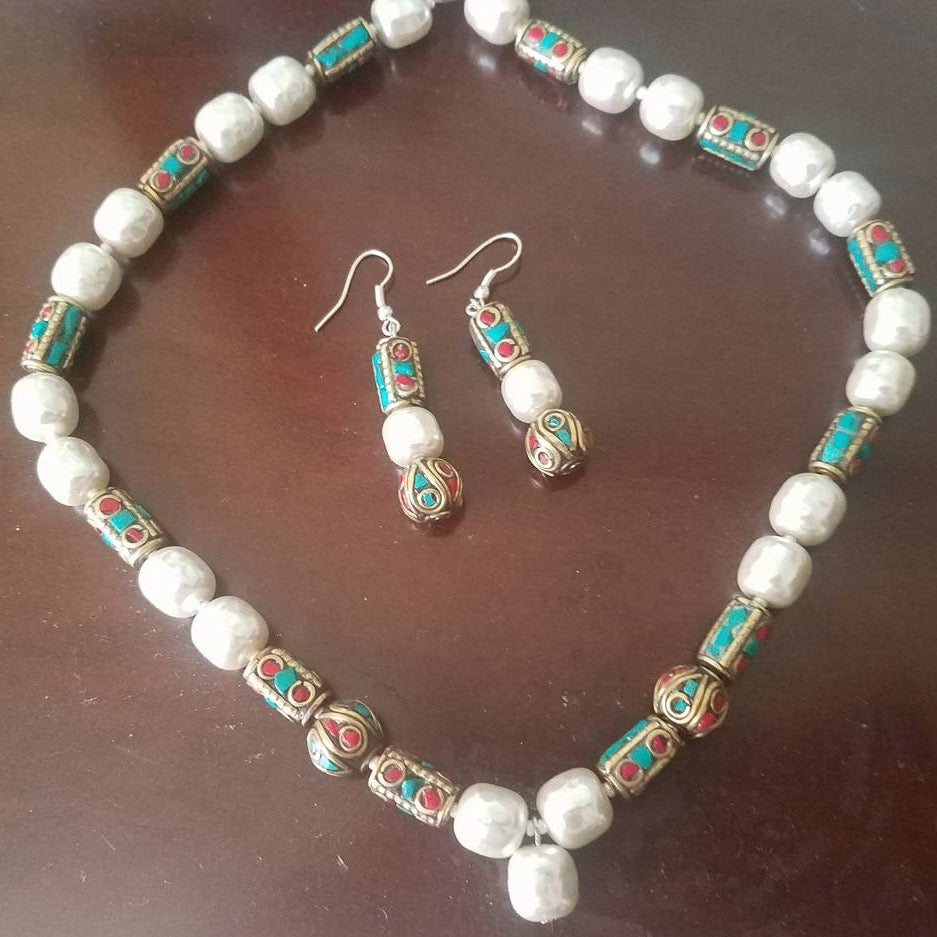 Pearl and Tibetan Beads Single Row Jewelry