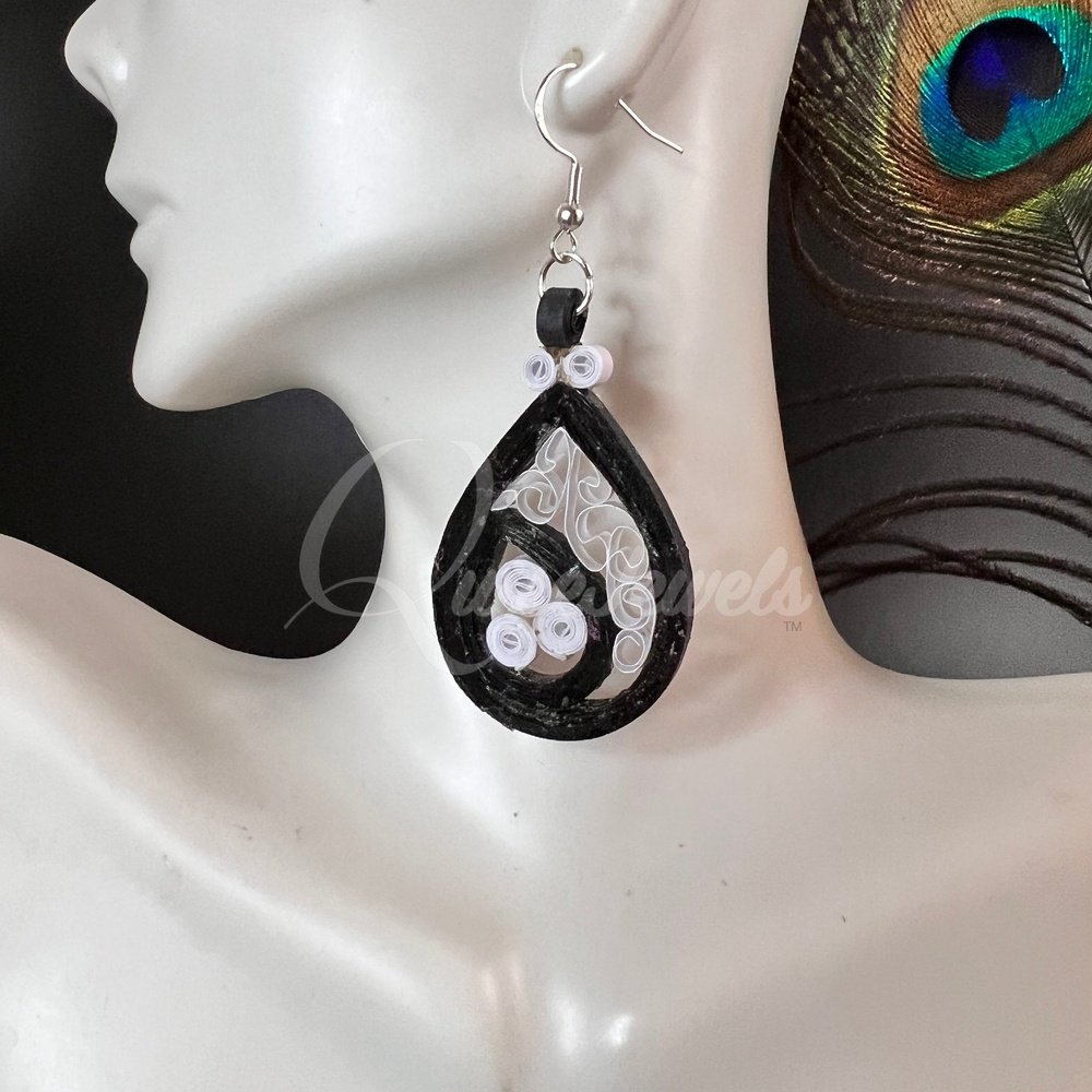 Medium Tear Drop Quilling Earrings-QuiseJewels