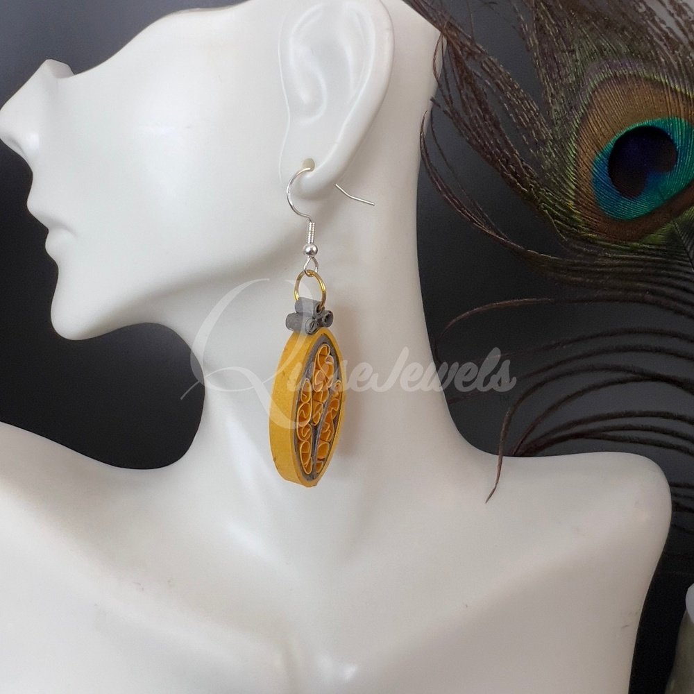 Solid Small Marquee Quilling Earrings-QuiseJewels