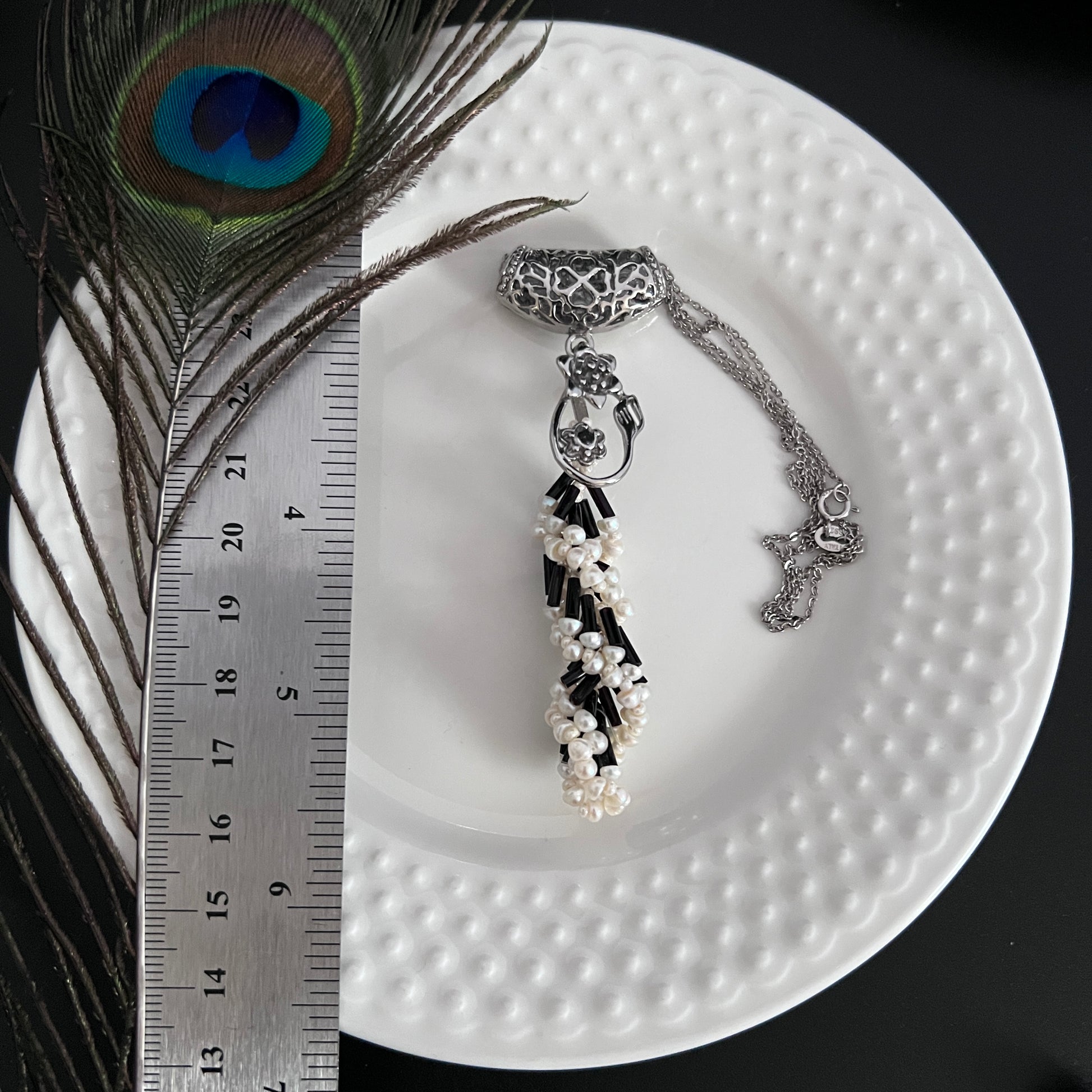 Pearly Swirl Pendant