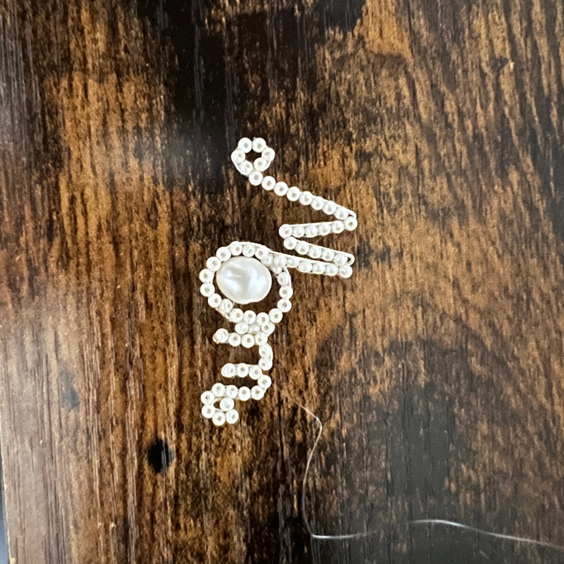 Elegant "Mom" Beaded Pendant