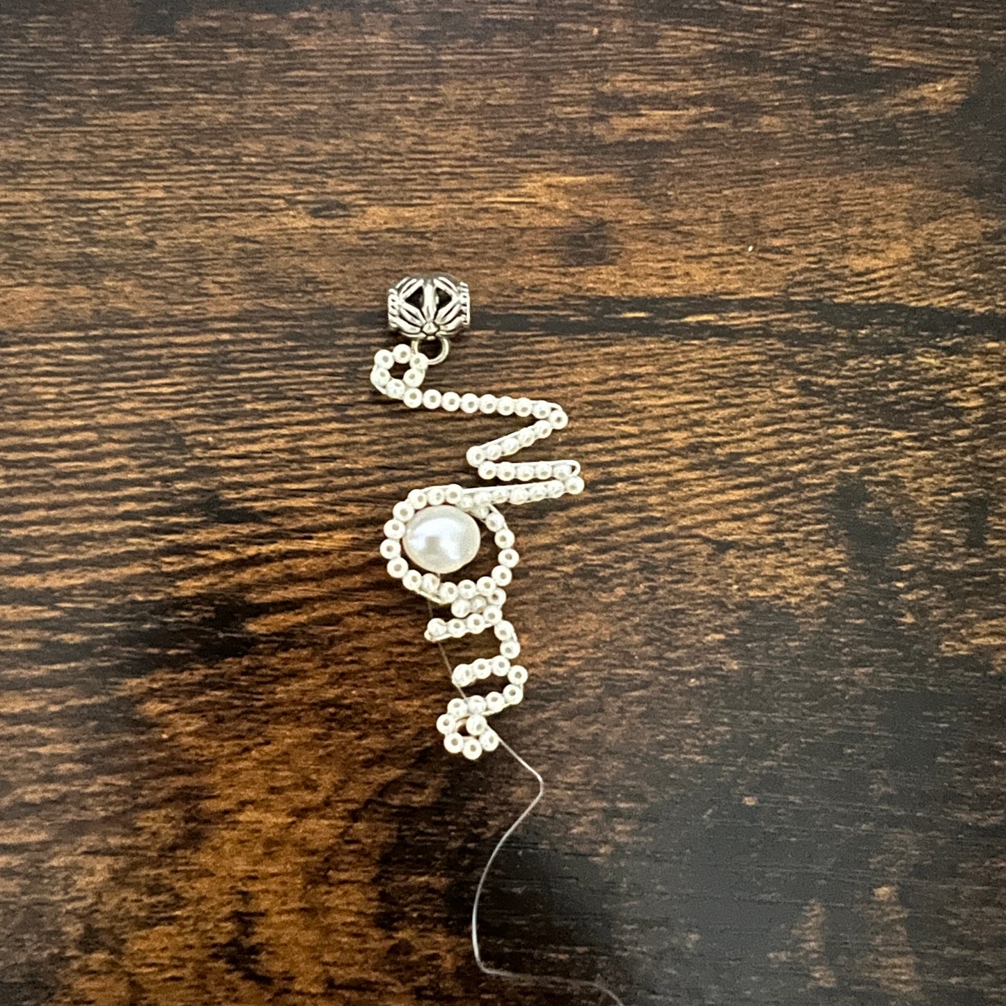 Elegant "Mom" Beaded Pendant