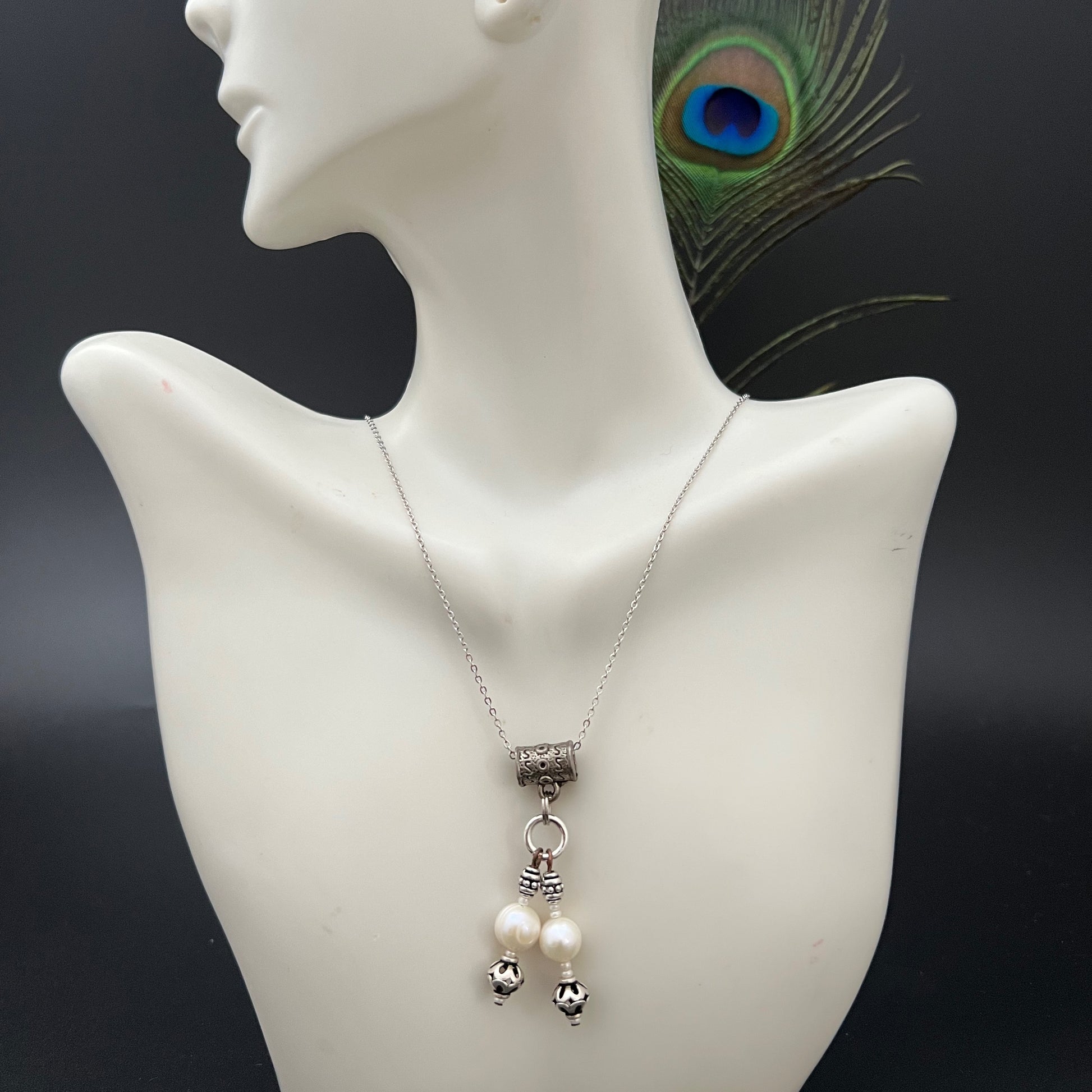 Small Pearl Pendant